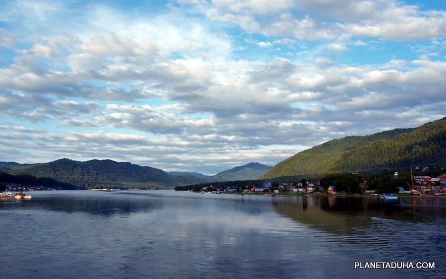 Телецкое озеро, Горный Алтай - Прибрежный поселок